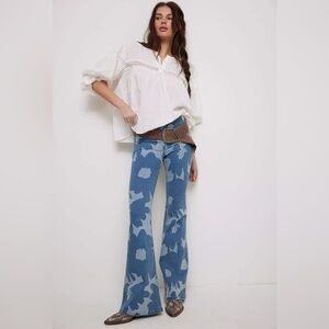 We The Free Penny Pull-On Printed Flare Jeans Blue Floral Boho Sz 27